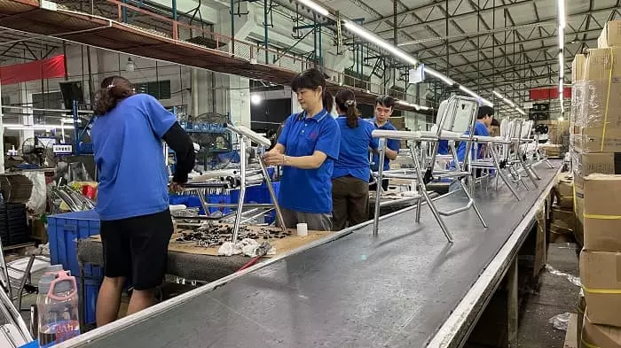 Како одабрати најбољу роло туш комоду за ваше пословање?